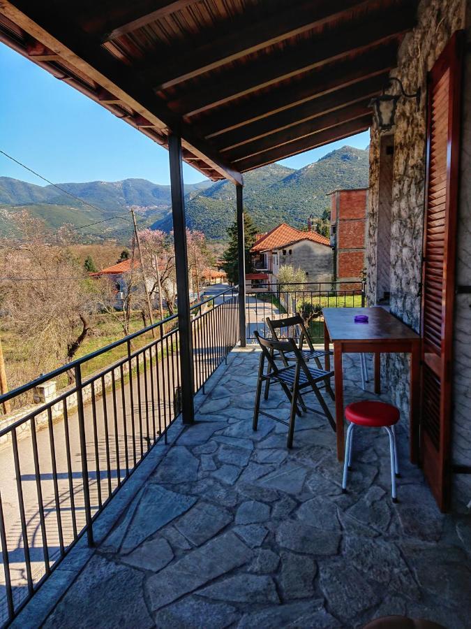1935 Home Lilaia Екстер'єр фото